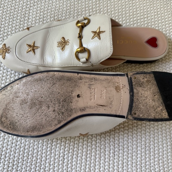 Gucci White Gold Mules with Star Embellishments - Picture 4 of 5